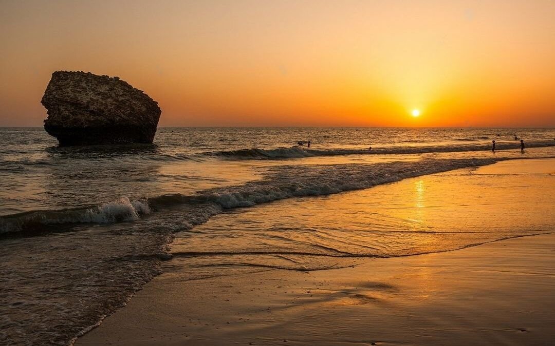 Las mejores playas más cerca de Sevilla para disfrutar del verano